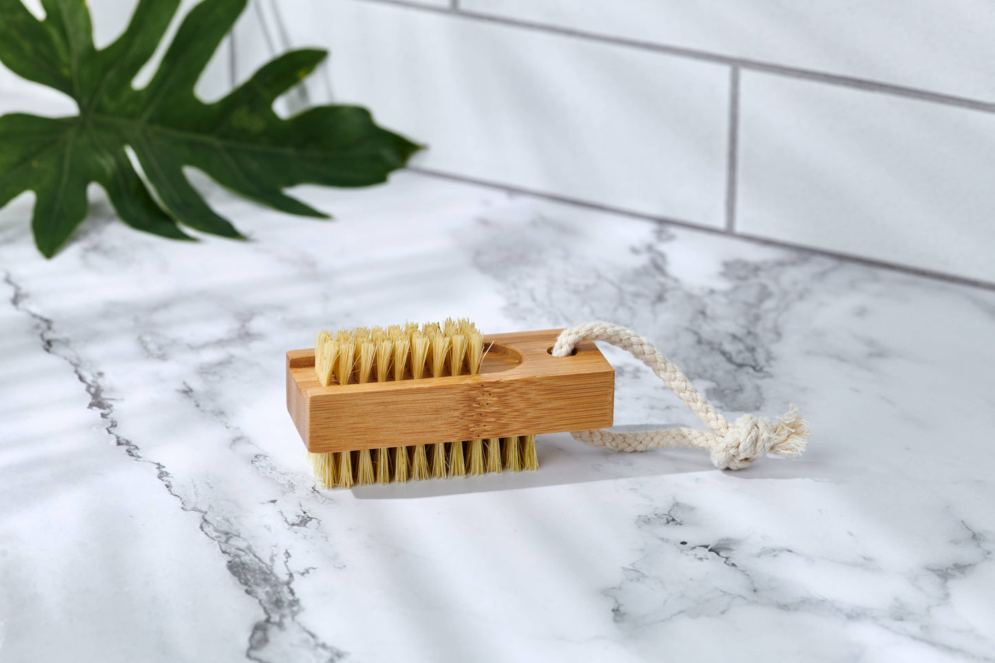 Wood Nail Brush (Plastic Free, Vegan, Unpackaged)